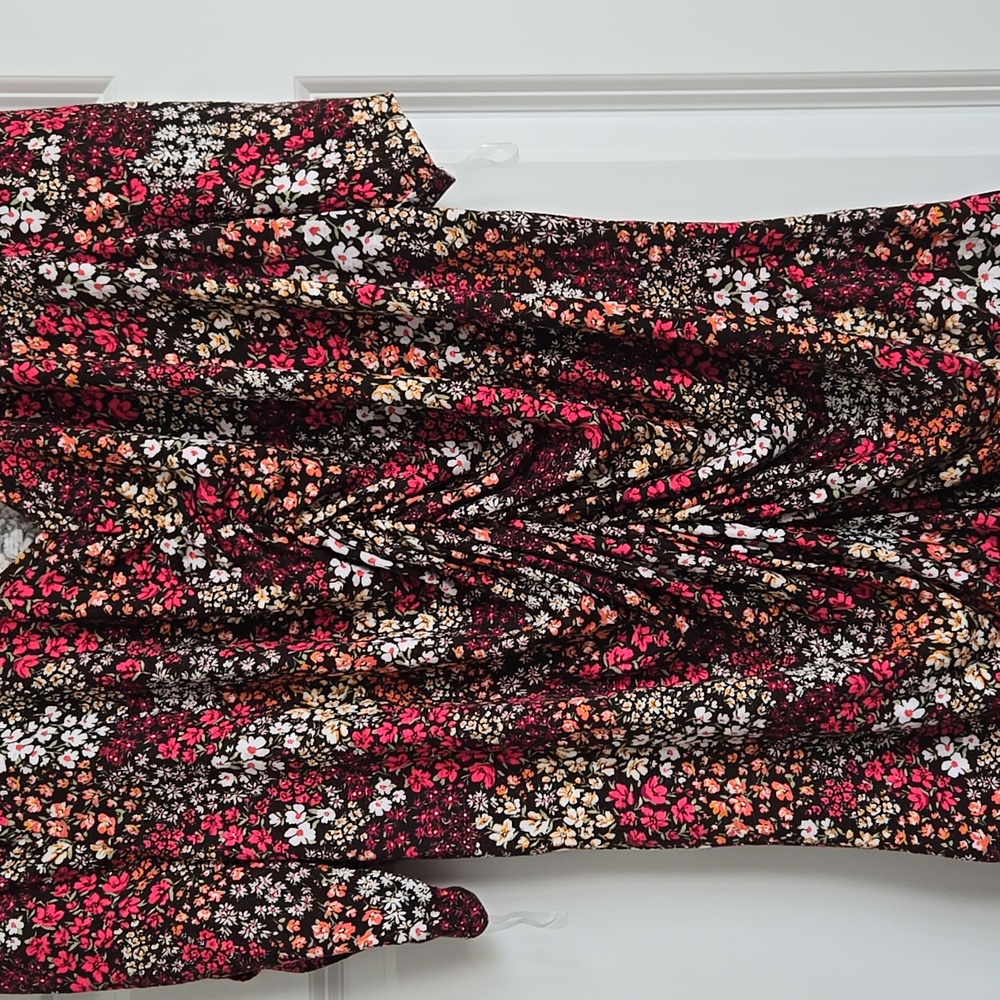 Lane Bryant floral top - Picture 6 of 16